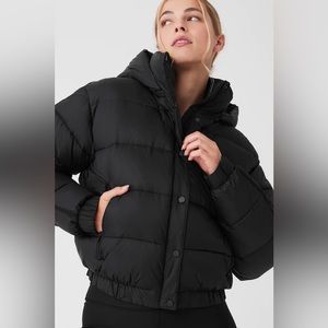 Alo Yoga Aspen Black Puffer Jacket